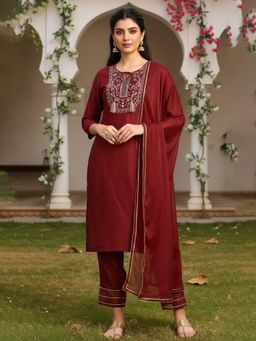 Vaamsi - Women Silk Blend Embroidered Kurta Trousers with Dupatta (Set of 3)