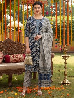 Vaamsi - Women Blue Rayon Blend Floral Printed Straight Kurta Pants with Dupatta (Set of 3)