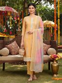 Yellow color option, Currently selected