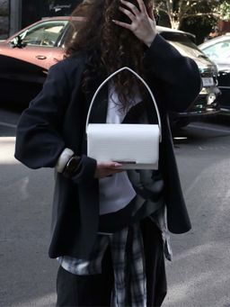 EN TOI - Kate Off White Baguette Bag