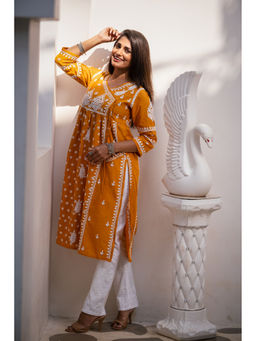 CLUB LOOM - Simer Chikankari Angrakha Kurta