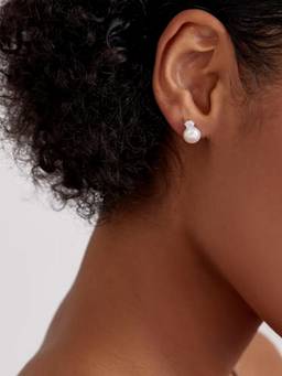 MISS JO - White 92.5 Sterling Silver Solitaire and Pearl Stud Earrings