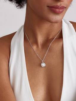 MISS JO - White 92.5 Sterling Silver Clover Pearl Pendant with Chain