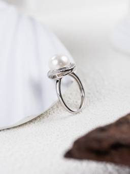 MISS JO - White 92.5 Sterling Silver Natural Pearl and Zircon Ring