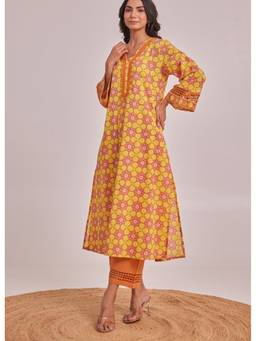 Tara-C-Tara - Yellow Printed V-Neck Co-Ord Set