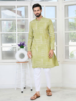 See Designs - Men Green Printed Kurta