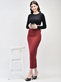 Brauch - Maroon Solid Regular Saree Shapewear