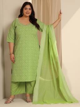Extra love by Libas - Plus Size Women Green Printed Straight Kurta with Pant and Dupatta (Set of 3)