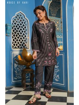 HOUSE OF KARI - Printkari Poly Muslin Co-Ord In Black (Set of 2)