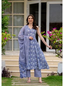 MIZAZJAIPUR - Women Printed V-Neck A-Line Kurta and Pant with Dupatta (Set of 3)