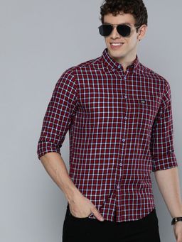 The Indian Garage Co - Men Slim Fit Checkered Full Sleeves Cutaway Collar Casual Shirt - Maroon
