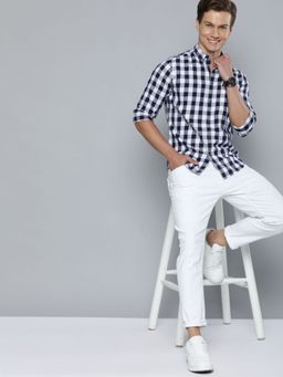 The Indian Garage Co - Men Slim Fit Checkered Full Sleeves Cutaway Collar Casual Shirt - Navy Blue