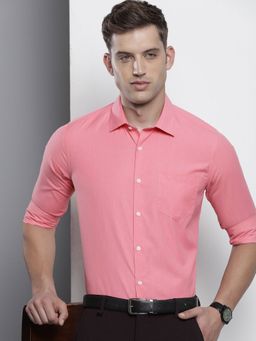 The Indian Garage Co - Men Slim Fit Solid Full Sleeves Cutaway Collar Formal Shirt - Pink