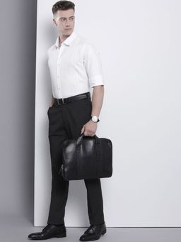 The Indian Garage Co - Men Slim Fit Solid Full Sleeves Cutaway Collar Formal Shirt - White