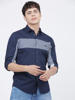 The Indian Garage Co - Men Slim Fit Stripes Full Sleeves Cutaway Collar Casual Shirt - Navy Blue