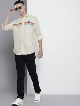 The Indian Garage Co - Men Regular Fit Print Full Sleeves Spread Collar Casual Shirt - Cream