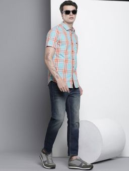 The Indian Garage Co - Men Slim Fit Checkered Half Sleeves Cutaway Collar Casual Shirt - Blue