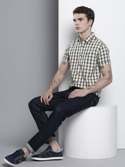 The Indian Garage Co - Men Slim Fit Checkered Half Sleeves Cutaway Collar Casual Shirt - Yellow