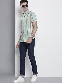 The Indian Garage Co - Men Slim Fit Striped Half Sleeves Cutaway Collar Casual Shirt - Green