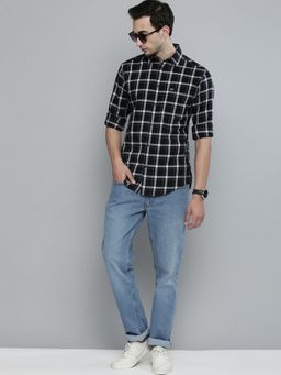 The Indian Garage Co - Men Slim Fit Checkered Full Sleeves Cutaway Collar Casual Shirt - Black