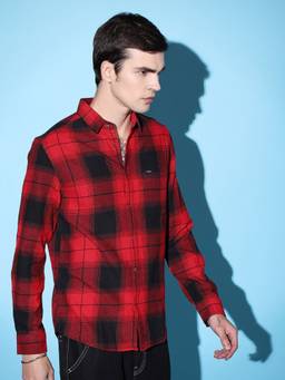 The Indian Garage Co - Men Slim Fit Checkered Full Sleeves Cutaway Collar Casual Shirt - Red