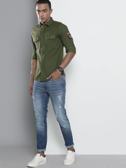 The Indian Garage Co - Men Slim Fit Solid Full Sleeves Spread Collar Casual Shirt - Green