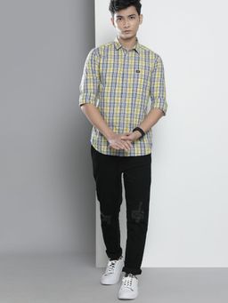 The Indian Garage Co - Men Slim Fit Checkered Full Sleeves Spread Collar Casual Shirt - Yellow