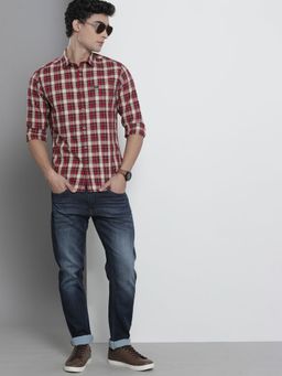 The Indian Garage Co - Men Slim Fit Checkered Full Sleeves Spread Collar Casual Shirt - Maroon