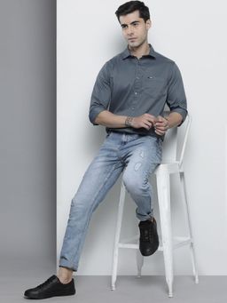 The Indian Garage Co - Men Slim Fit Solid Full Sleeves Spread Collar Casual Shirt - Grey