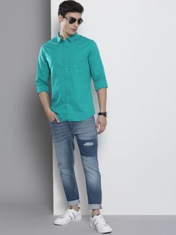 The Indian Garage Co - Men Regular Fit Solid Full Sleeves Cutaway Collar Casual Shirt - Green