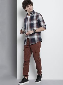 The Indian Garage Co - Men Regular Fit Checkered Full Sleeves Cutaway Collar Casual Shirt - Navy Blue