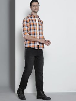 The Indian Garage Co - Men Slim Fit Checkered Full Sleeves Spread Collar Casual Shirt - Orange