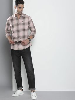 The Indian Garage Co - Men Regular Fit Checkered Full Sleeves Spread Collar Casual Shirt - Pink