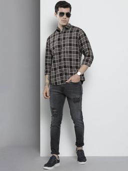 The Indian Garage Co - Men Regular Fit Checkered Full Sleeves Spread Collar Casual Shirt - Grey