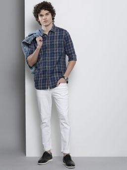 The Indian Garage Co - Men Regular Fit Checkered Full Sleeves Cutaway Collar Casual Shirt - Navy Blue