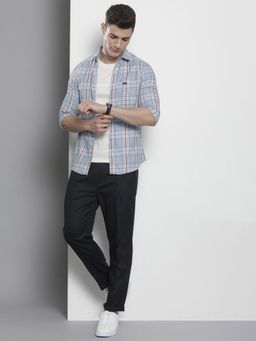 The Indian Garage Co - Men Regular Fit Checkered Full Sleeves Cutaway Collar Casual Shirt - Grey