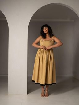 WHY SO BLUE - Dune Day Beige Dress