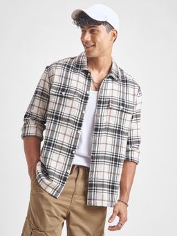 HIGHLANDER - Men White Dobby Checked Relaxed Overshirt