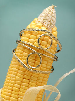 Moedbuille - Gold Brass Gold Plating Statement Bracelet