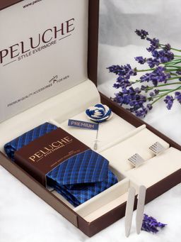 PELUCHE - Bewitching Surprise Gift Box For Men
