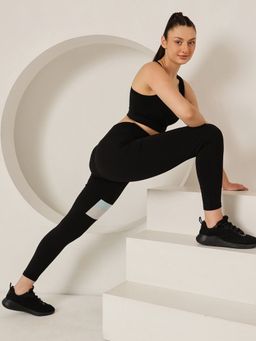 Clovia - Activewear Snug Fit Sports Tights With Panel-black