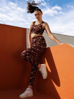 Clovia - Plum Side Pocket Ankle Length High Rise Active Floral Print Tights