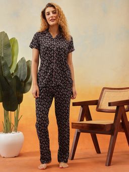 Clovia - Black Cotton Printed Shirt and Pyjama (Set of 2)