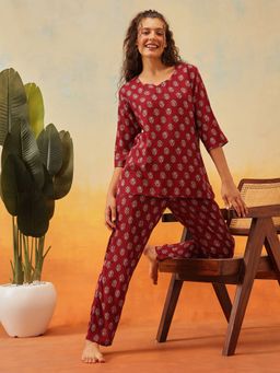 Clovia - Rayon Printed Kurta Top and Pyjama (Maroon) (Set of 2)