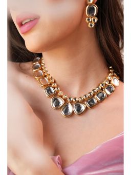 BINNI - Riyana H&made Traditional Kundan Necklace Set