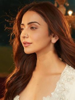 Accessher - Gold Plated Elegant Rhinestone Clip On Nose Pin