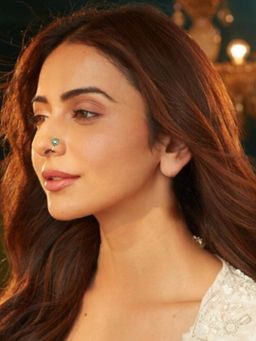 Accessher - Antique Gold Round Adjustable Clip On Nose Pin With Stone