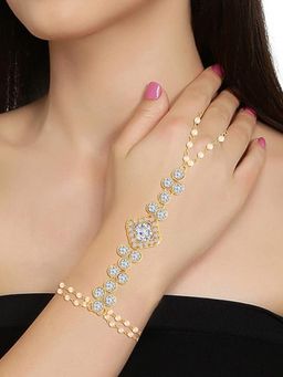 I Jewels - Traditional Gold Plated Pearl Hath Punja Bracelet With Ring For Women