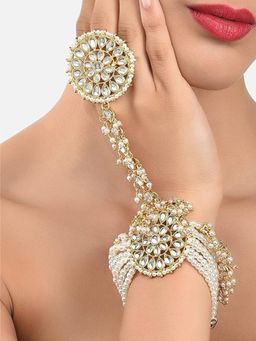 I Jewels - Women Gold Plated Kundan Studded & Beaded Ring Bracelet