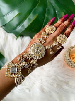 I Jewels - Gold Plated Kundan Studded & Pearl Beaded Ring Bracelet